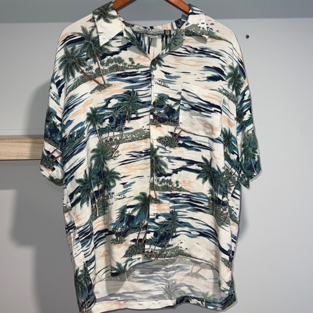 Hawaiian T-shirt pineapple connection‎